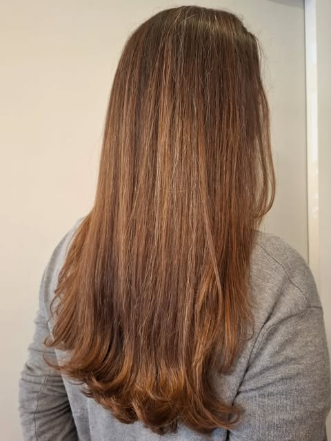 Coloração em tom mel